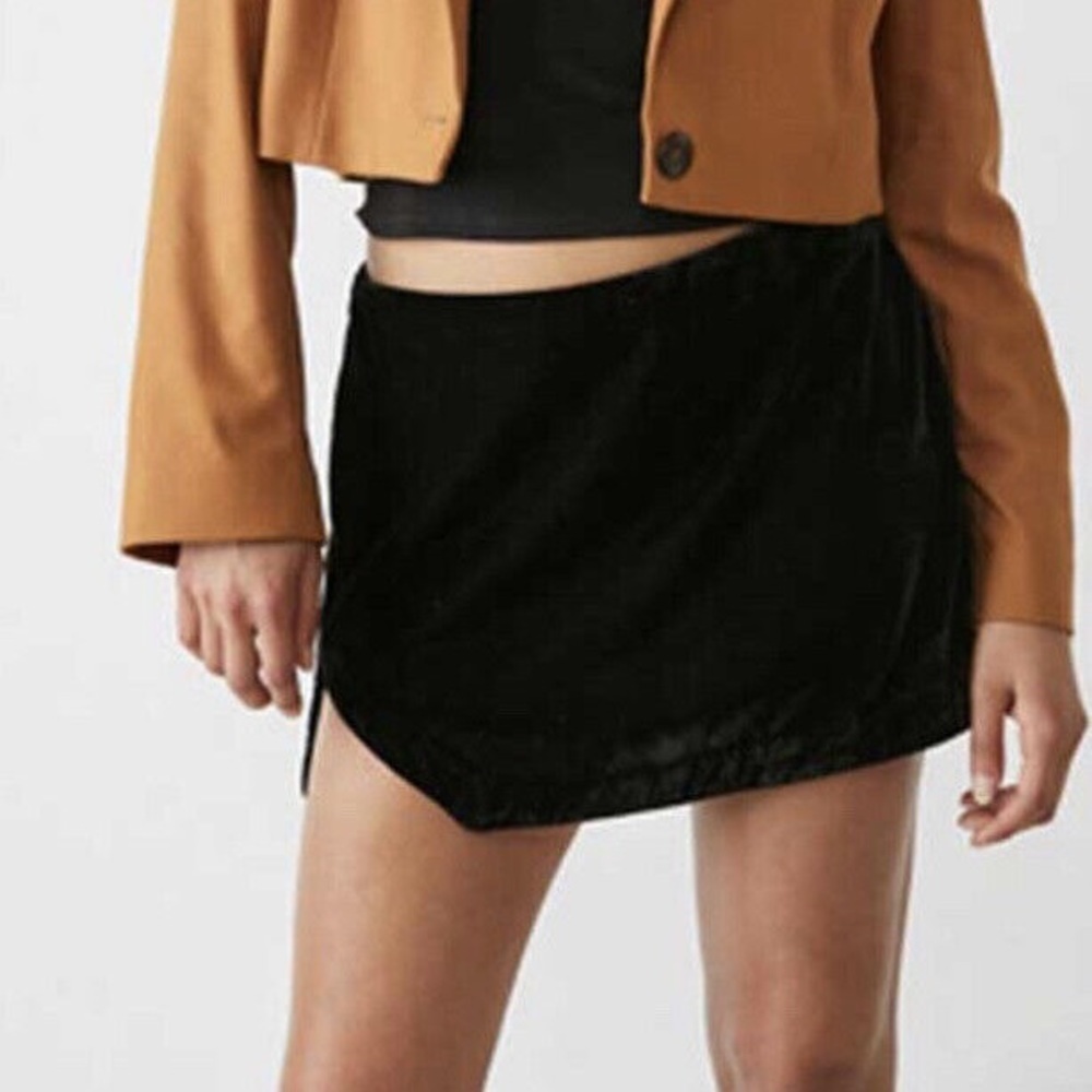 NWOT Free People Annalise Velvet Mini Skirt